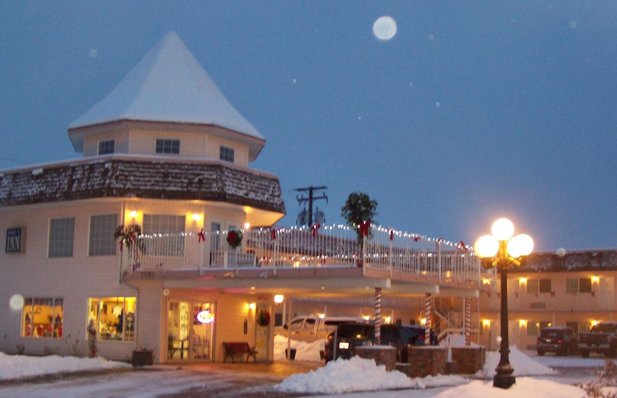 Model A Inn Cranbrook Exterior foto